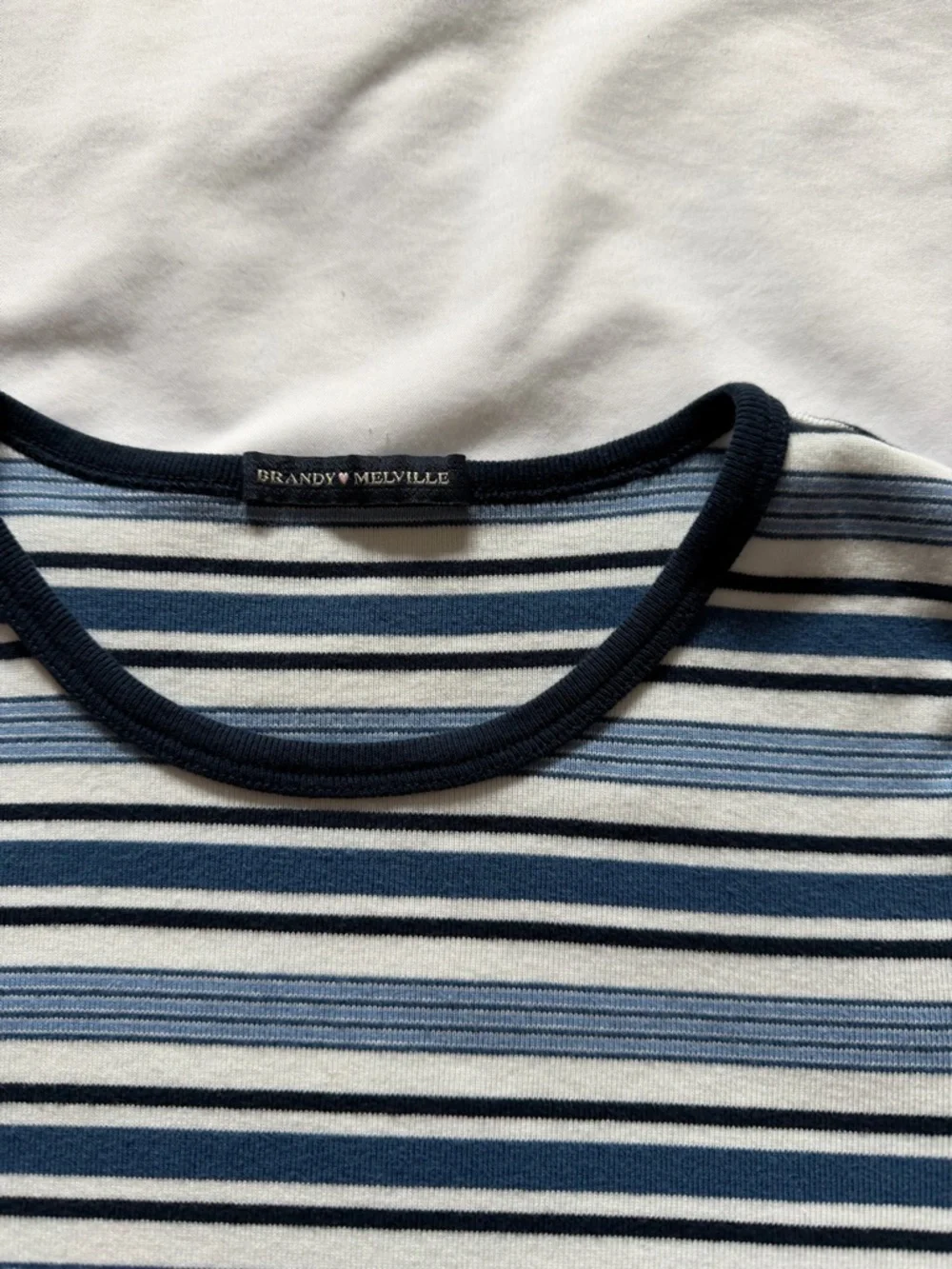 Brandy Melville Blue & White Stripe Short Sleeve Tee - Picture 2 of 2
